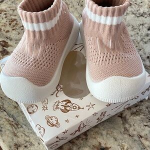 Infant size 6 pink white Slip-On Shoes